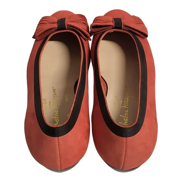 Salvatore Ferragamo Boutique Pink Suede Bow Shoes Sz 7